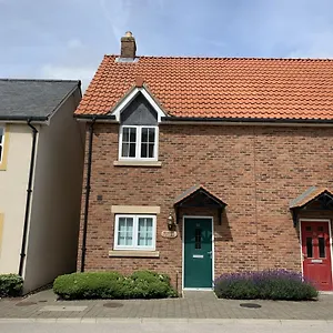https://seaside-cottage.yorkshirehotels.net